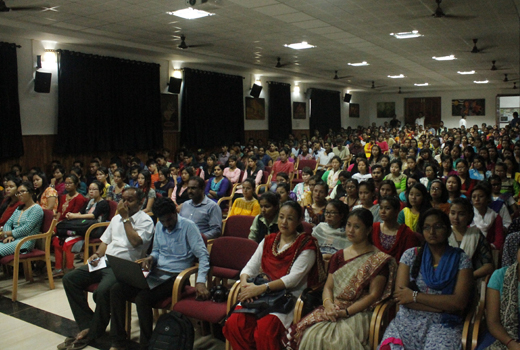 Gauhati VC visits Alva’s 2